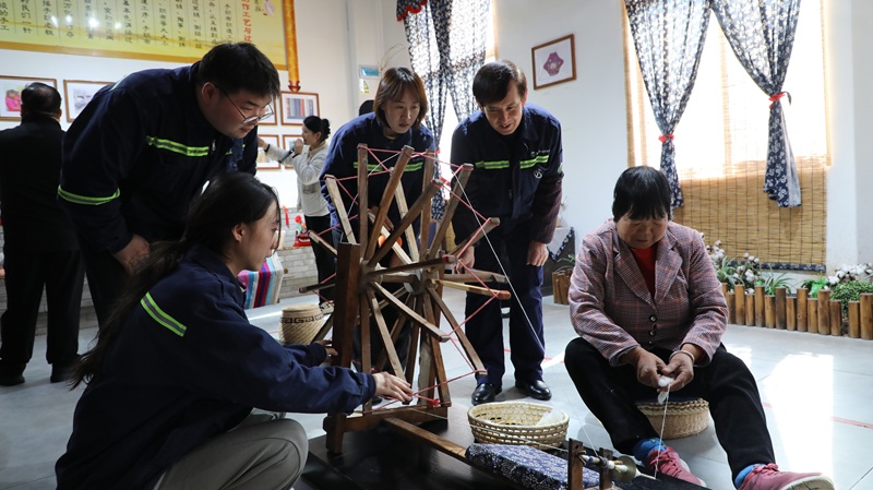 遇見非遺 妙筆生花——富平公司組織開展新聞宣傳培訓暨秋日采風活動